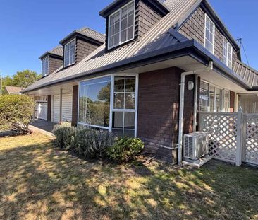 Fantastic Location - Photo 2