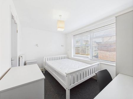 Tewkesbury Road, Longford, Gloucester, Gloucestershire, GL2 - Photo 2