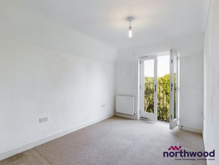 2 bedroom flat to rent - Photo 5