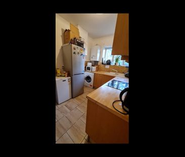 Room in a Shared Flat, Mallet House, SW15 - Photo 2