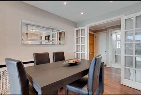 3 Bed Flat, Boydell Court, NW8 - Photo 3