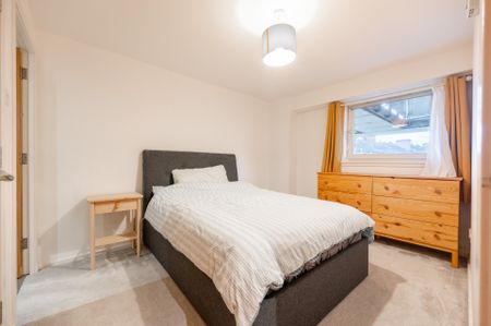 Church Street - Photo 3