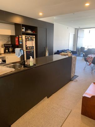 South Brisbane - Photo 1