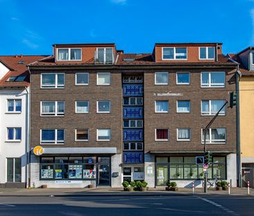 Individuallisten aufgepasst! Schöne Dachgeschosswohnung mit Südbalkon - Photo 1