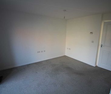 2 bed Town House - Photo 4