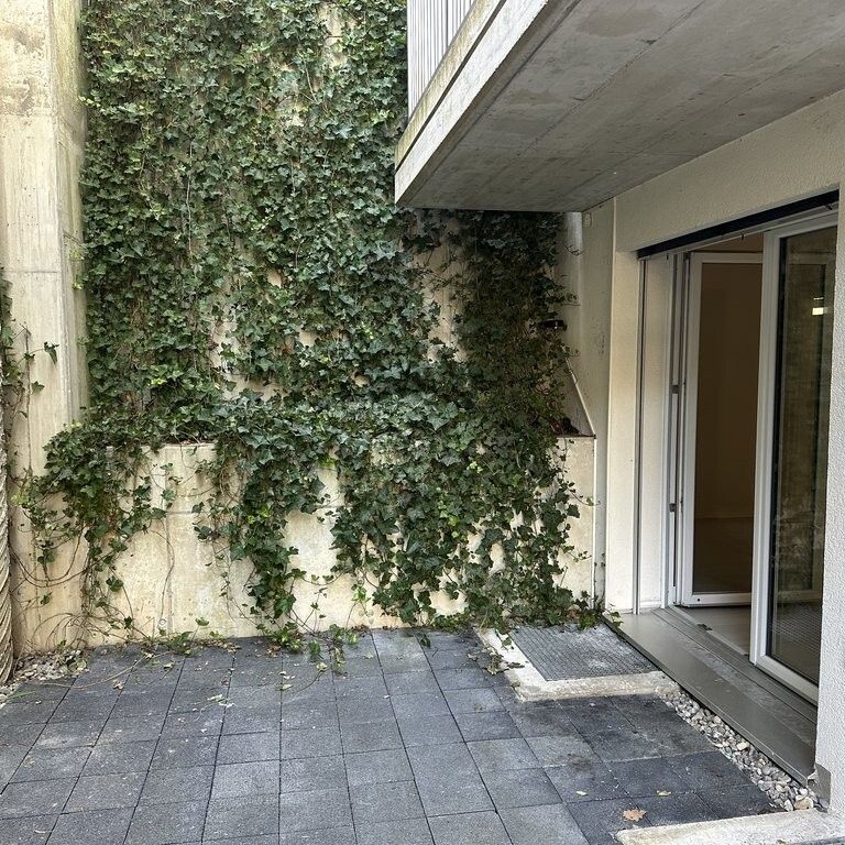 Beau studio avec terrasse - Photo 1