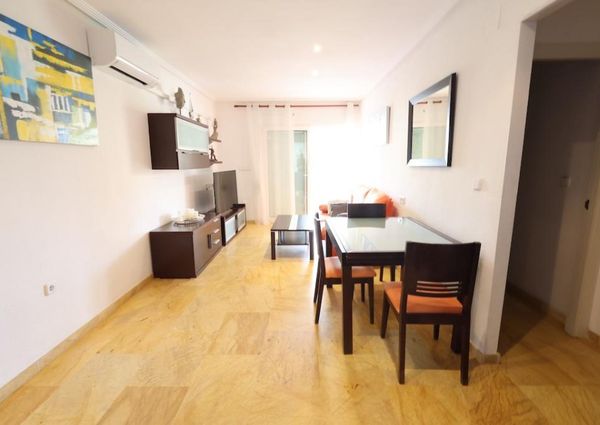 Apartamento bajo en Aguamarina.