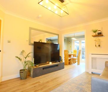 3 bedroom terraced house to rent - Photo 3