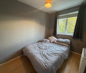 2 bedroom semi-detached house to rent - Photo 5