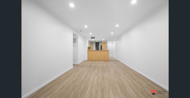 Modern, Upgraded Apartment in Prime Fairfield Location - Photo 1
