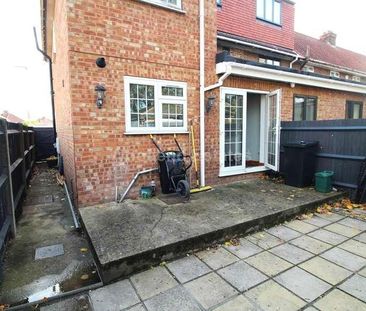 Kingsway, Hayes, UB3 - Photo 5