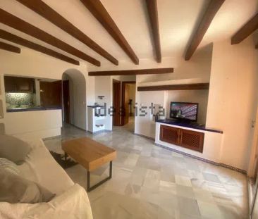 Alquiler de piso en Avenida Roentgen, 26 - Photo 2