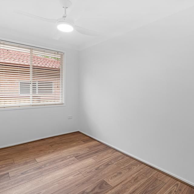 Newly renovated close to freeway - Photo 1