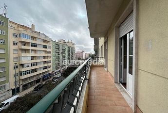 Apartamento T3 em Lisboa