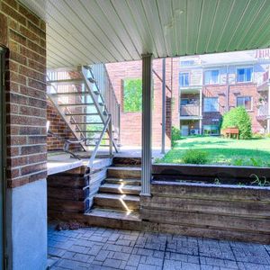 4 1/2 - Longueuil (Saint-Hubert) - 1 800 $/mois - Photo 2