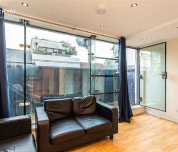 4 bedroom terraced house to rent - Photo 2