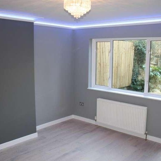 Refurbished And Interior Designed Double Bedroom Ground Floor Maisonette With Garden, NW10 - Photo 1