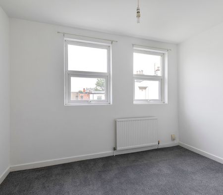 St Pauls Road, Cheltenham GL50 4HZ - Photo 4