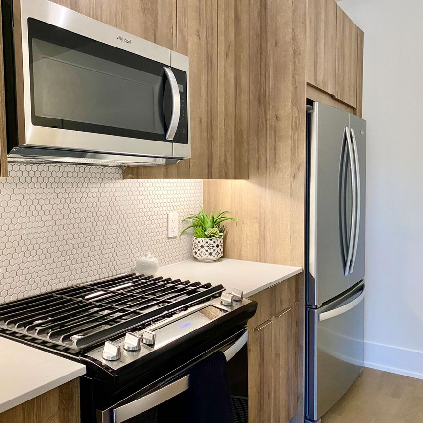 For Lease - 495 Logan Avenue Unit# 308, Toronto, Ontario - Photo 1