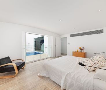 Glen Murcutt Designed Masterpiece - Photo 3