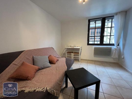 Location Appartement 1 pièce 16m² BOURGES 18000 - Photo 1