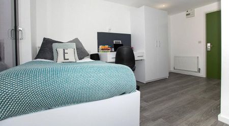 Studio to rent - Photo 2