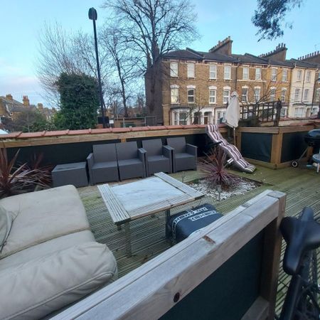 Studio to rent - Photo 5