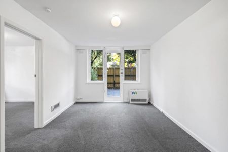 A Lifestyle Opportunity in the Heart of Chapel Street! - Photo 4