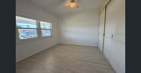 View Saturday at 10.55am - 11.15am - Photo 5