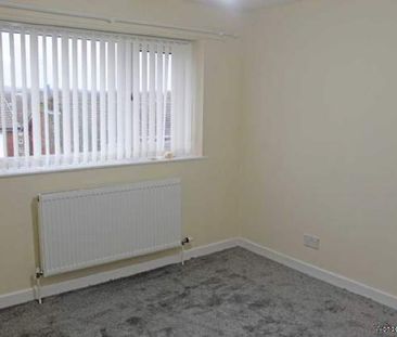 3 bedroom property to rent in Oldham - Photo 6