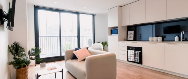 3 Bedroom Apartment-Terrace - Photo 1