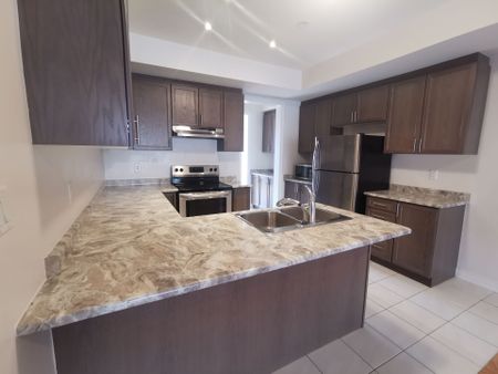 For Lease - 41 Luzon Avenue, Markham, Ontario - Photo 3