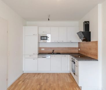 SOFORT EINZIEHEN: Helle 3-Zimmer-Wohnung mit Balkon in ruhiger Lage - Photo 4