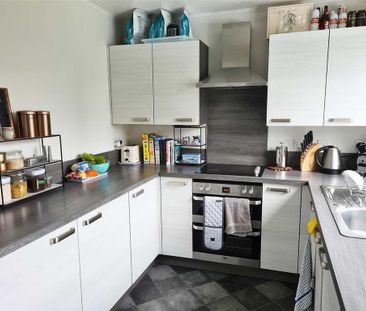 2 bedroom house to rent - Photo 1