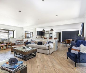 5 bedroom semi-detached house to rent - Photo 1