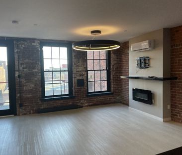 28 King Street 501 - Photo 3