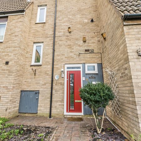 The Silver and Grey Property Room 3 - Photo 4