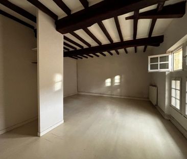 Location Appartement 3 pièces 74m² AIRE SUR L ADOUR 40800 - Photo 3