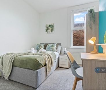 1 bedroom in a house share to rent - Photo 6