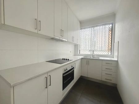 “Spacious 3 Bedroom Townhouse in Prime Blacktown Location” - Photo 3