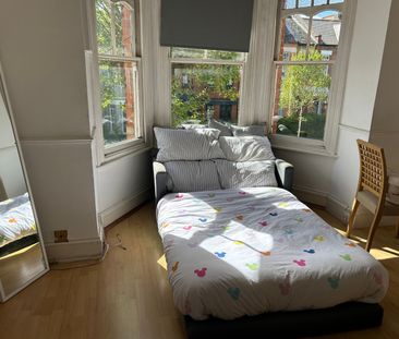 Room in a Shared House, Fletching Road, E5 - Photo 1
