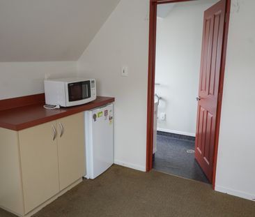 Superb studio room accommodation - Photo 4