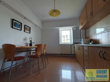 Faleza Nord, de inchiriat 2 camere, mobilat, gaze, termen lung - Photo 5
