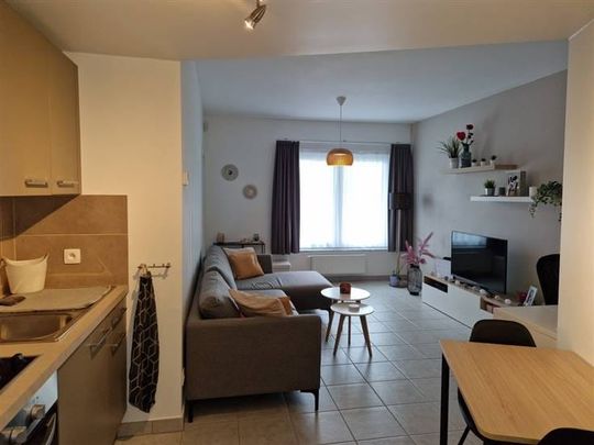 Appartement te huur - Photo 1