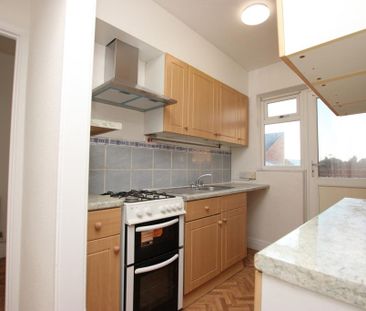 2 bedroom terraced house to rent - Photo 6