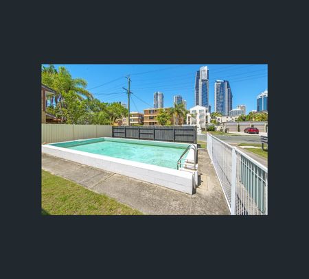 6/10 Stanhill Drive, Chevron Island, Qld 4217 - Photo 4