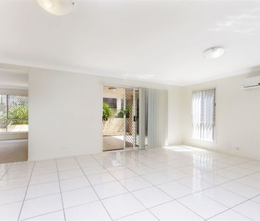 Private, Secure & Central! - Photo 3