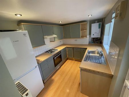 2 bedroom terraced house to rent - Photo 3