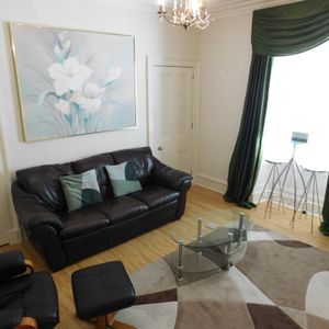 Charlotte Street, City Centre, Aberdeen, AB25 1LR - Photo 3