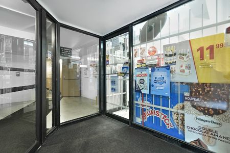 10250 Du Bois-de-Boulogne Avenue, Montréal, QC - Photo 3